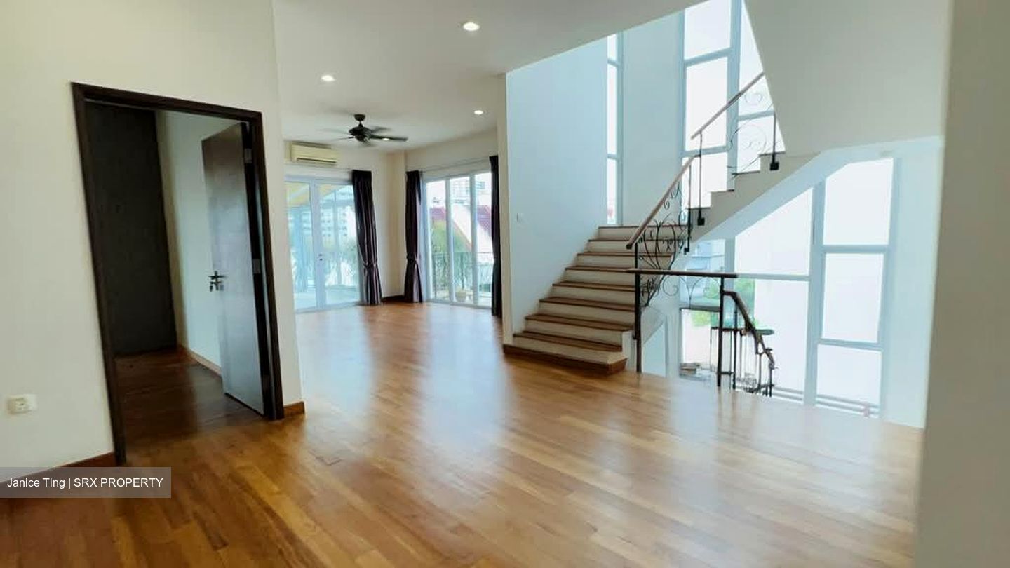 Sennett Avenue (D16), Detached #554032151